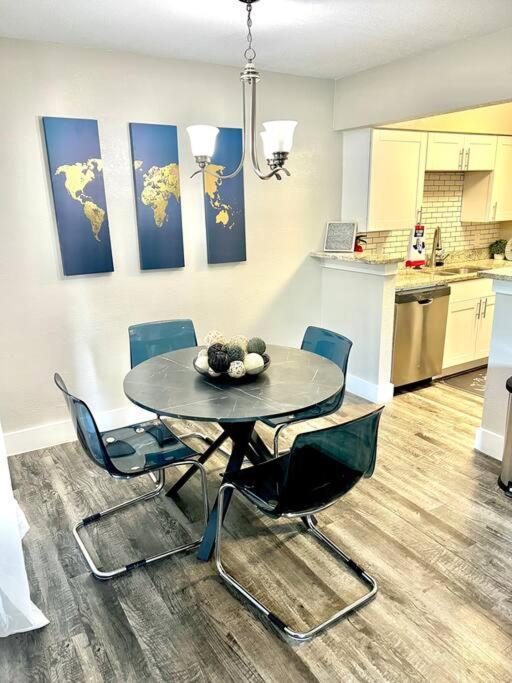 Lovely 2-Bedroom Condo Next To At&T Stadium Arlington Kültér fotó