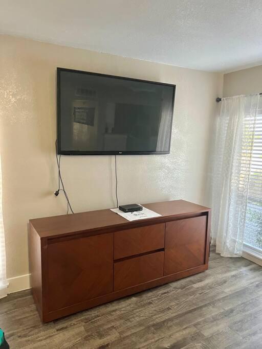 Lovely 2-Bedroom Condo Next To At&T Stadium Arlington Kültér fotó