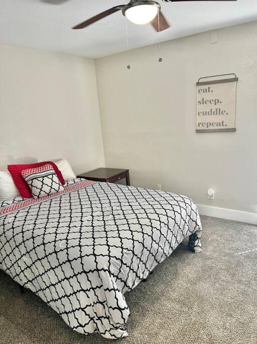 Lovely 2-Bedroom Condo Next To At&T Stadium Arlington Kültér fotó