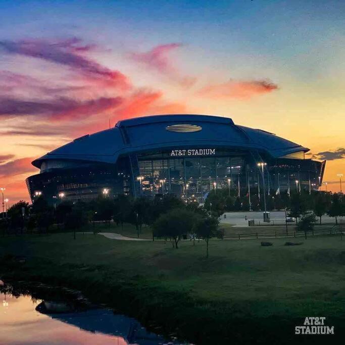 Lovely 2-Bedroom Condo Next To At&T Stadium Arlington Kültér fotó